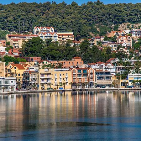 A & B Minimal Suite Ιι With Sea View In Argostoli Экстерьер фото